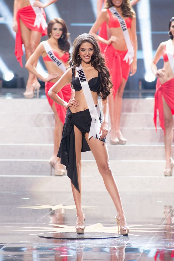 Manasi Moghe at Miss Universe 2013 14