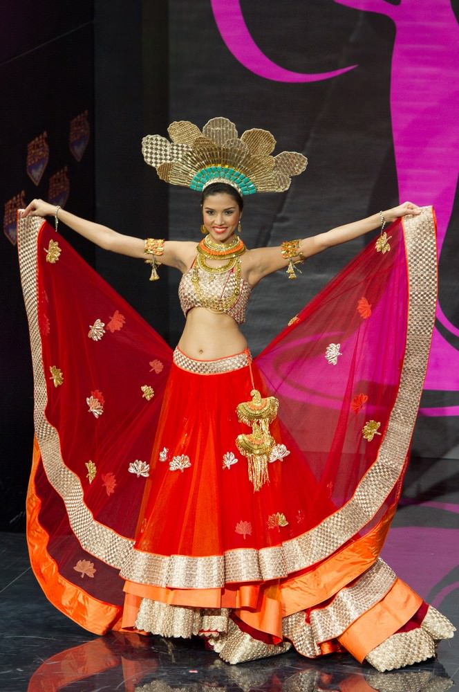 Manasi Moghe at Miss Universe 2013 56