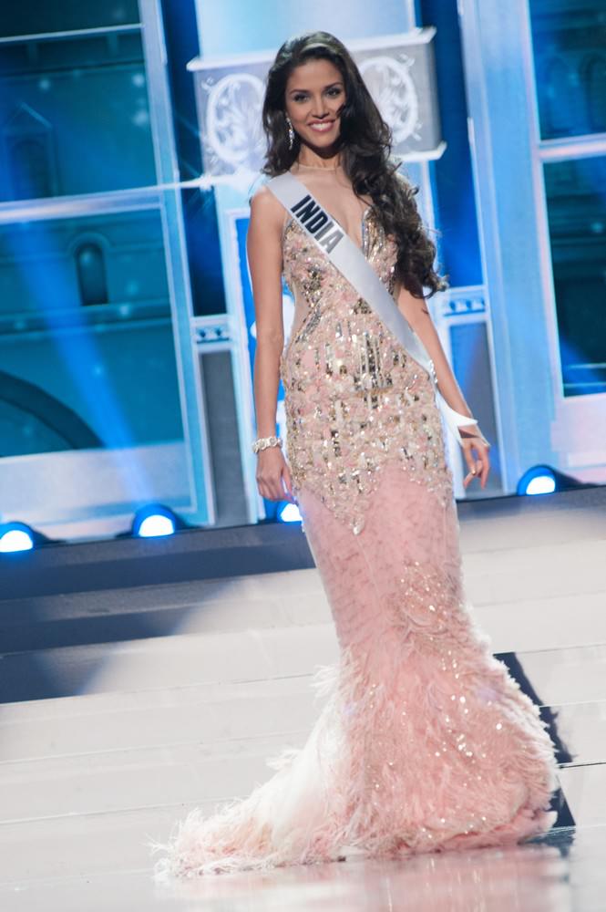 Manasi Moghe at Miss Universe 2013 88