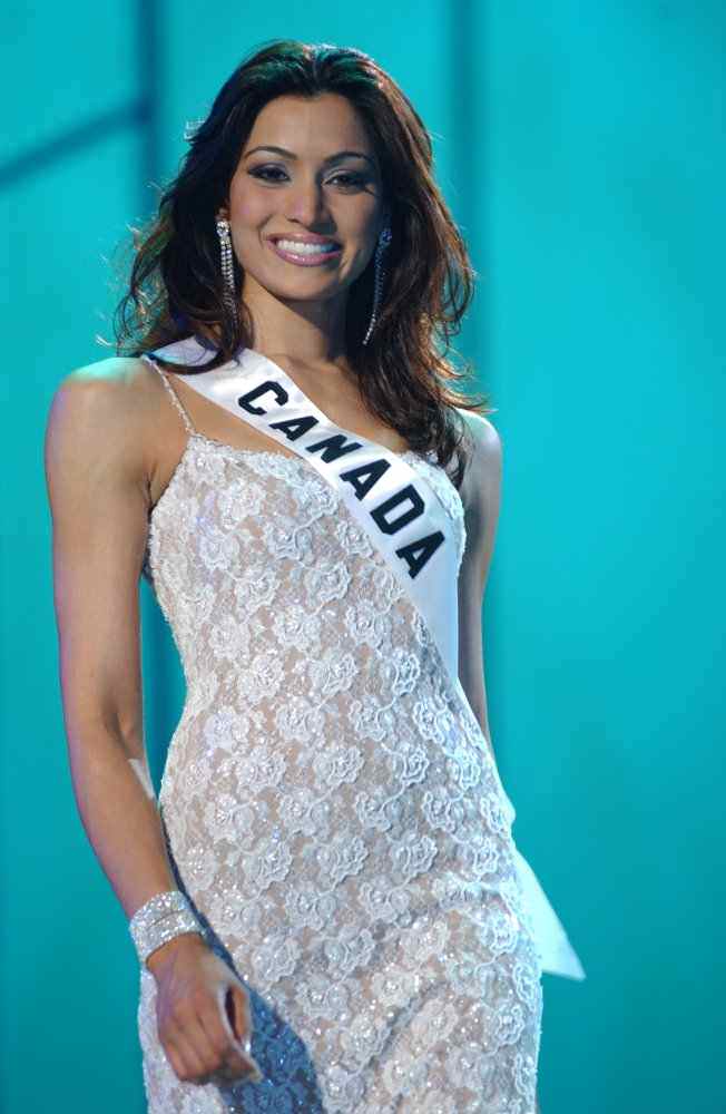 Neelam Verma at Miss Universe 2002 10