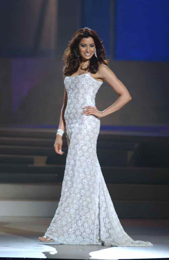 Neelam Verma at Miss Universe 2002 28