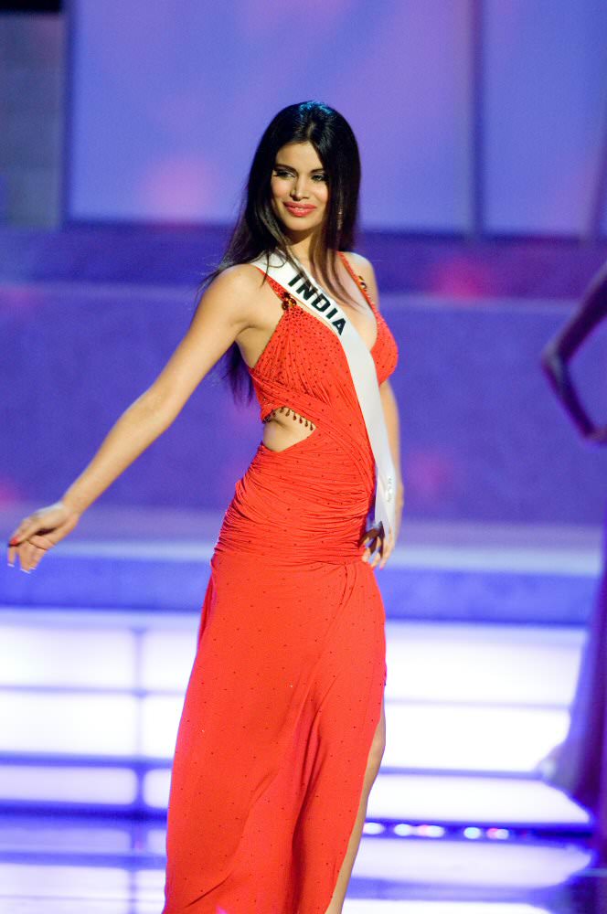 Neha Kapur at Miss Universe 2006 18