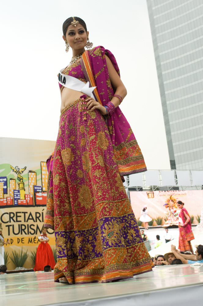 Puja Gupta at Miss Universe 2007 29