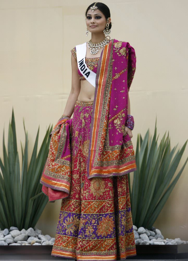 Puja Gupta at Miss Universe 2007 91