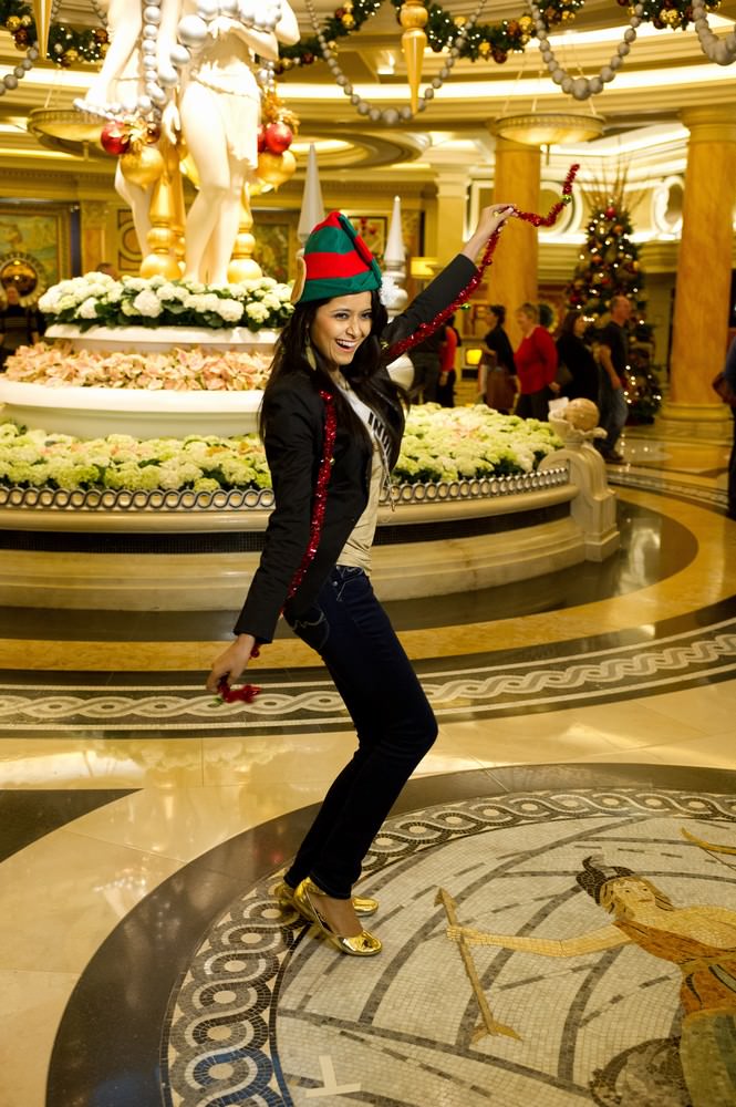 Shilpa Singh at Miss Universe 2012 17