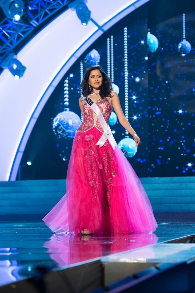 Shilpa Singh at Miss Universe 2012 46