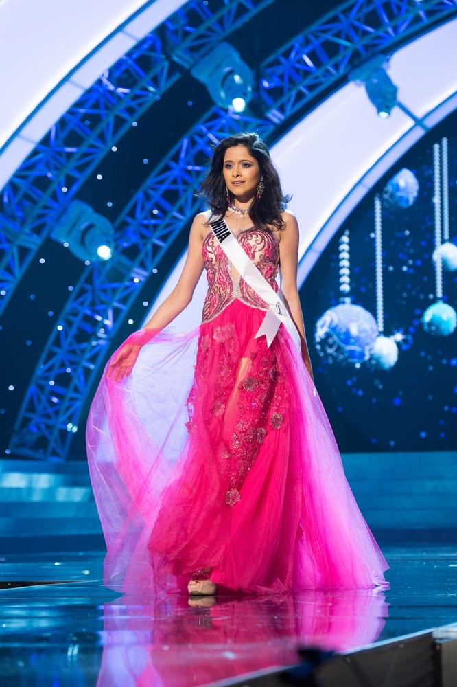 Shilpa Singh at Miss Universe 2012 48