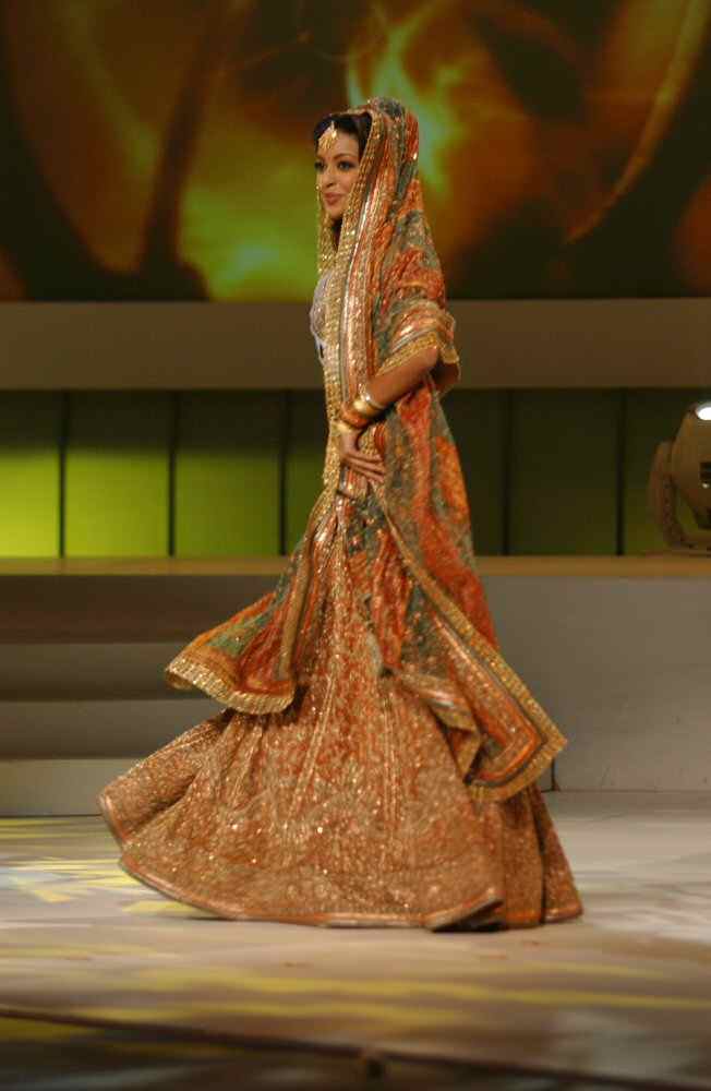 Tanushree Dutta at Miss Universe 2004 67