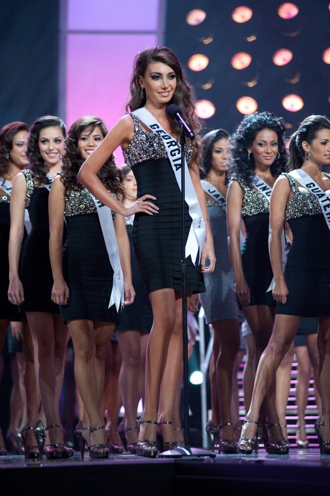 Ushoshi Sengupta at Miss Universe 2010 39